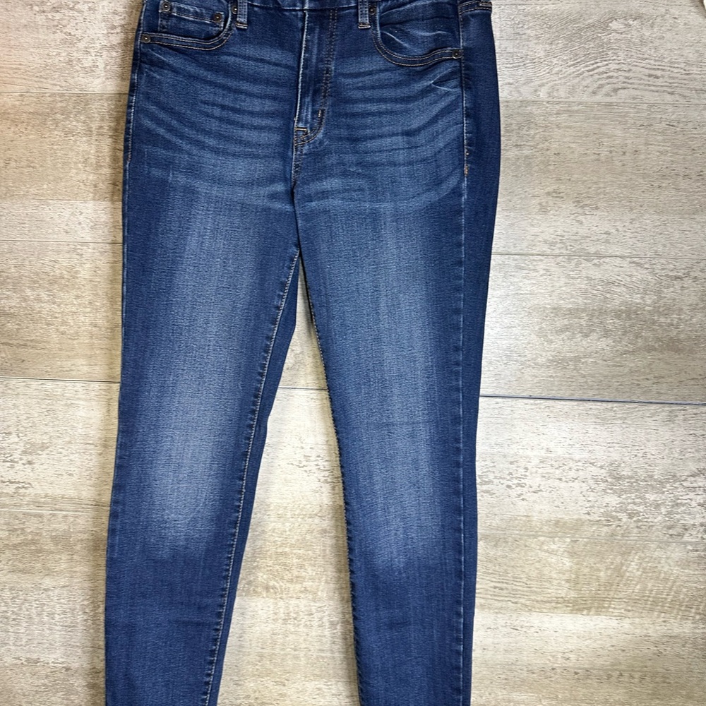 Aeropostale High-Rise Curvy Jeggings - Dark Wash - Size 8 Preowned